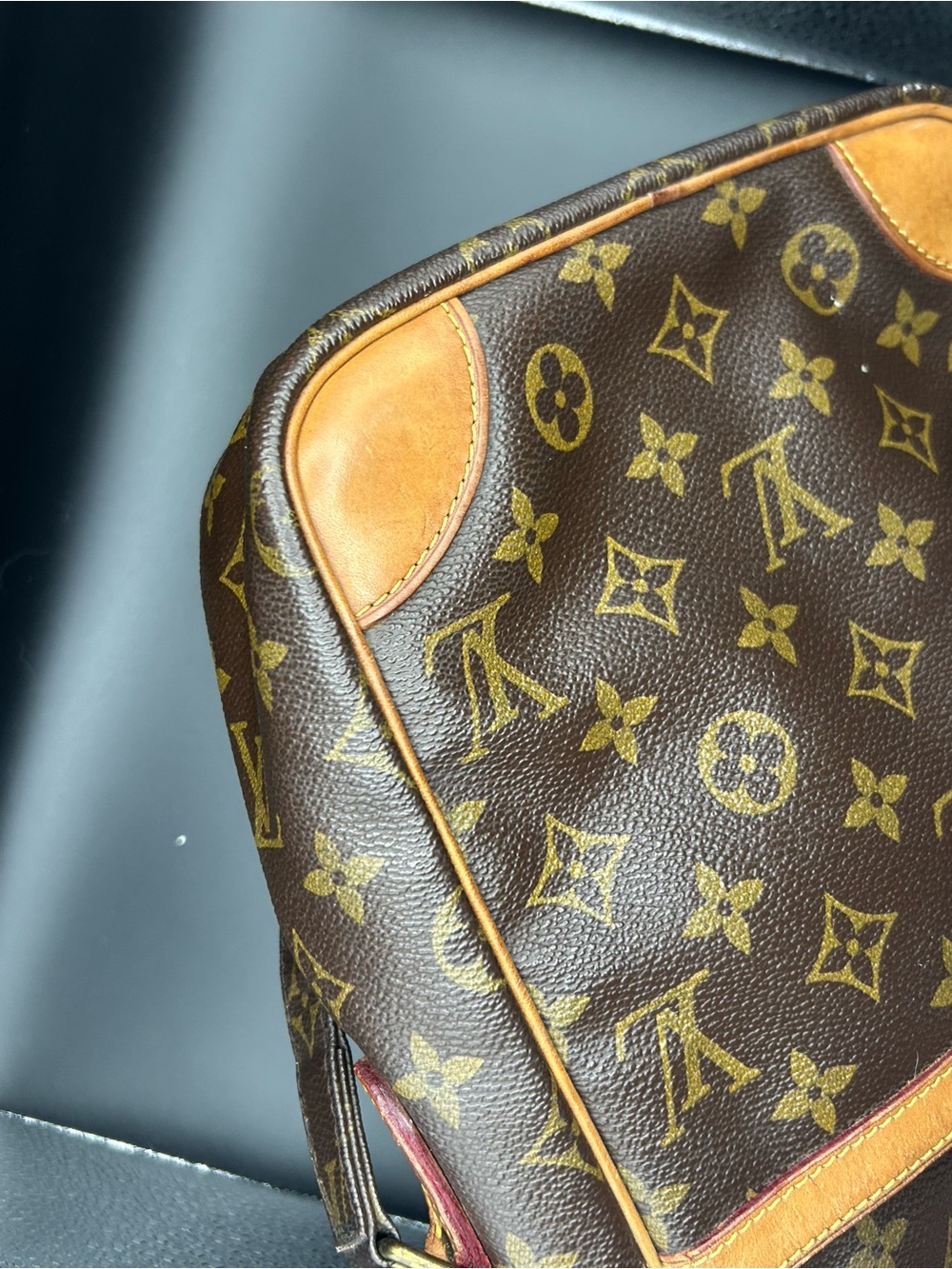 Vintage Louis Vuitton Danube MM Monogram Canvas Crossbody Messenger Bag - Picture 12 of 15